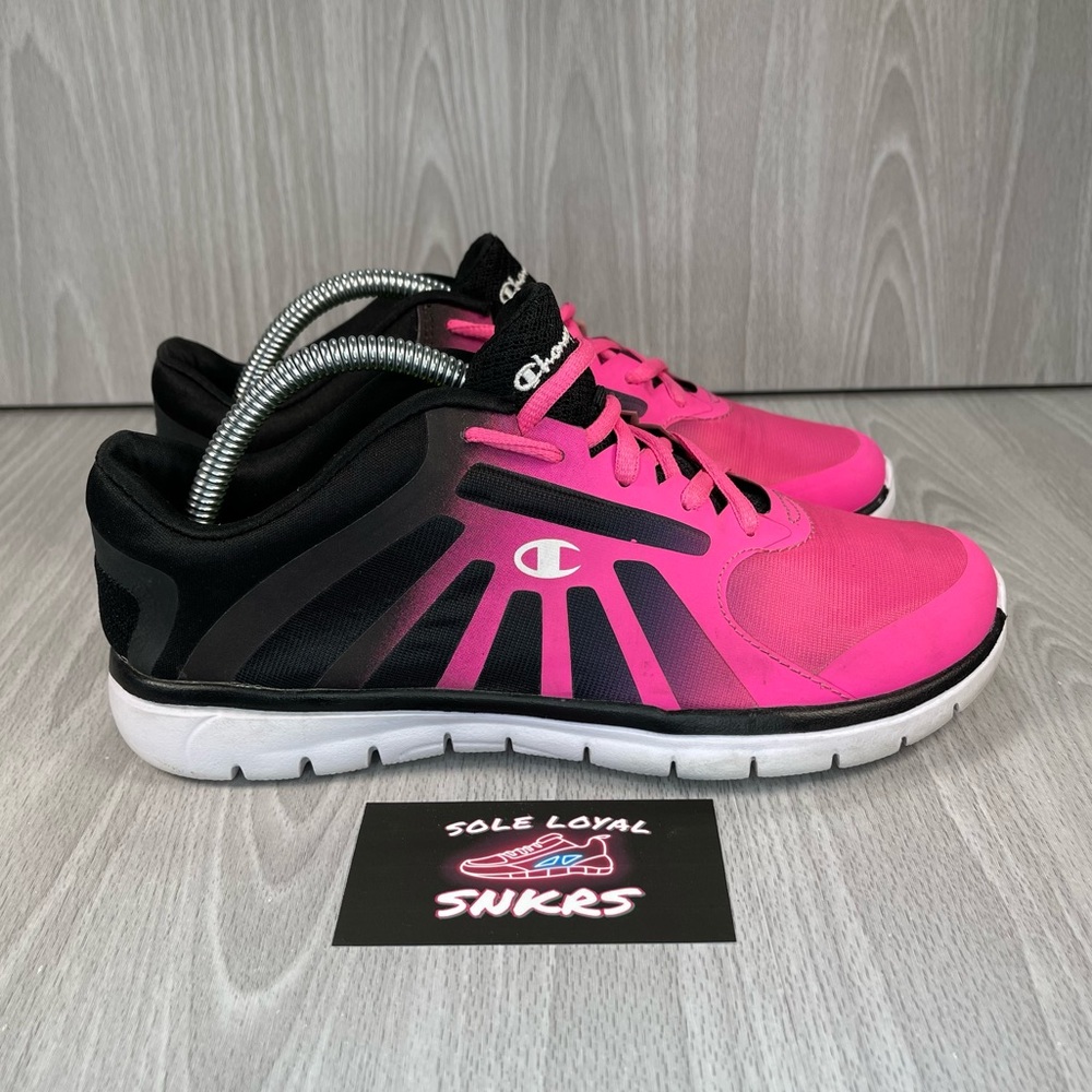 Champion Women's Lite Running Athletic Shoe in Pink and Black Size 4 1/2‎